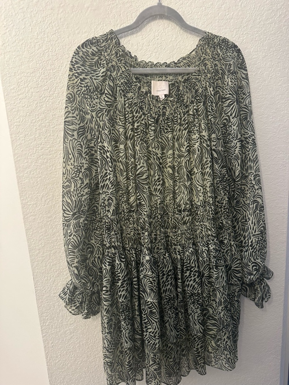 cinq a sept Light Green and Black Abstract Tiered Blouse Dress